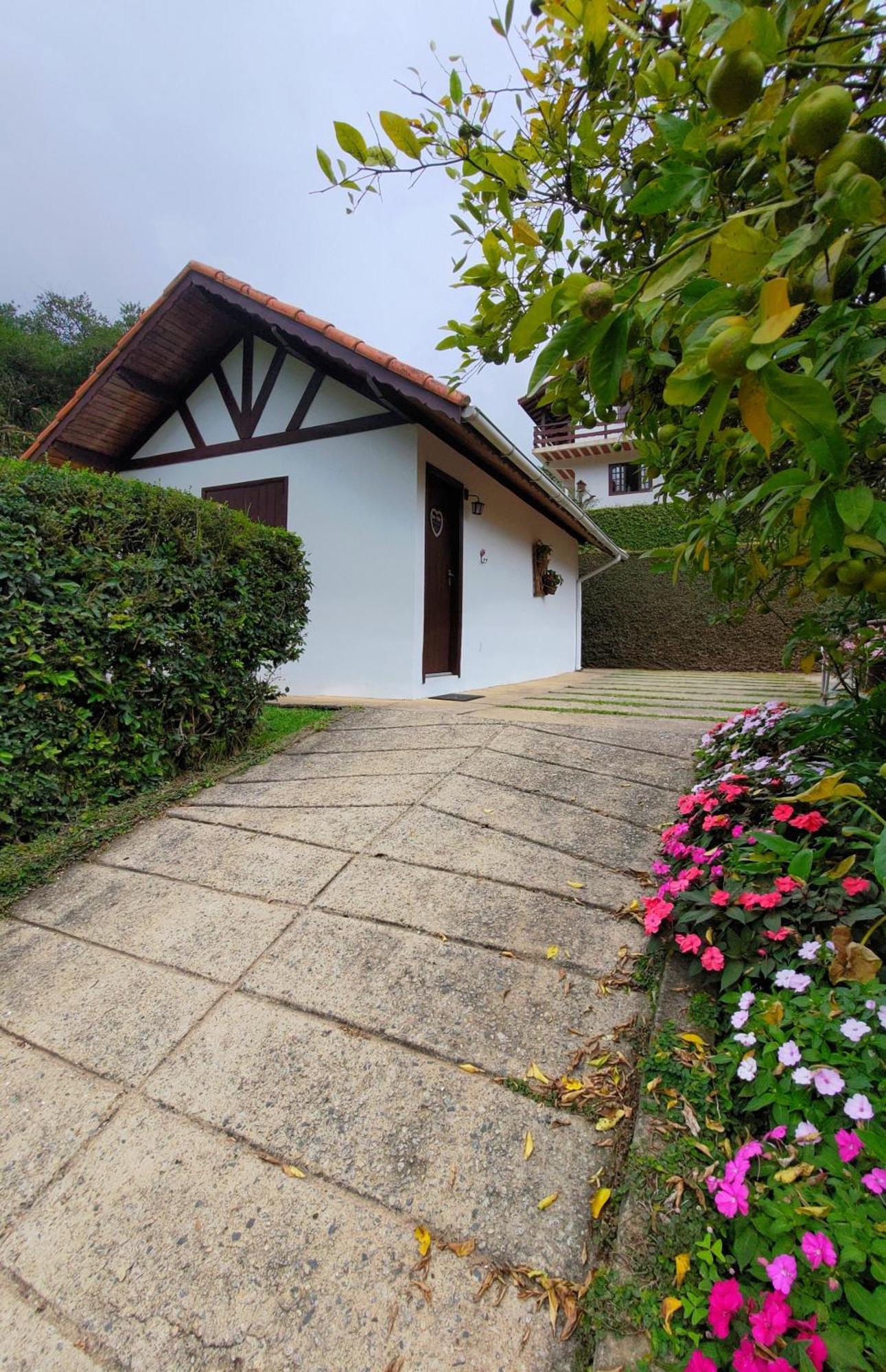 Chalés Leopoldo em Monte Verde Esterno foto